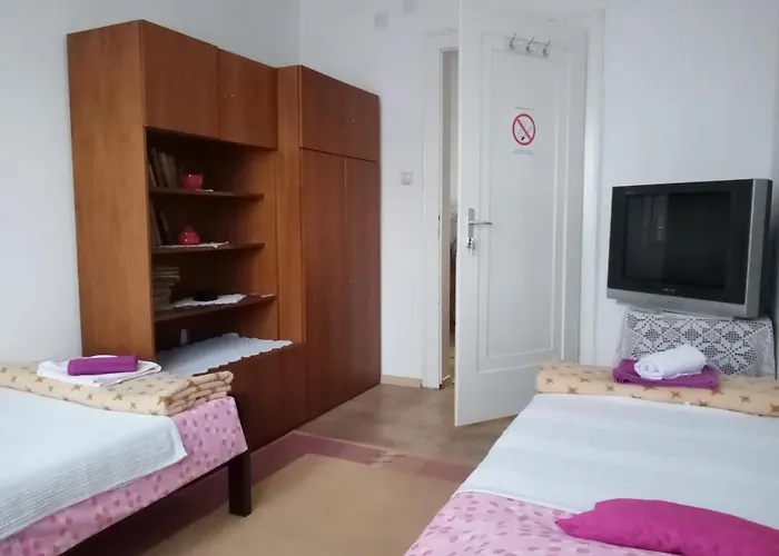 I * نيسكا بانجا